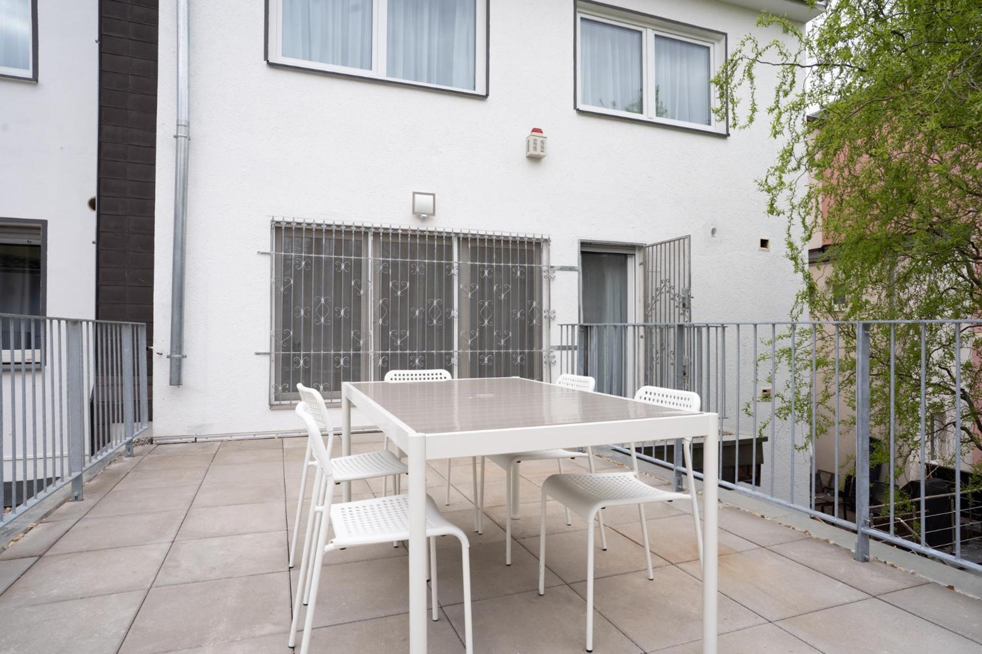 Central Bonn Apartments I Private Parking I Home2Share Zewnętrze zdjęcie